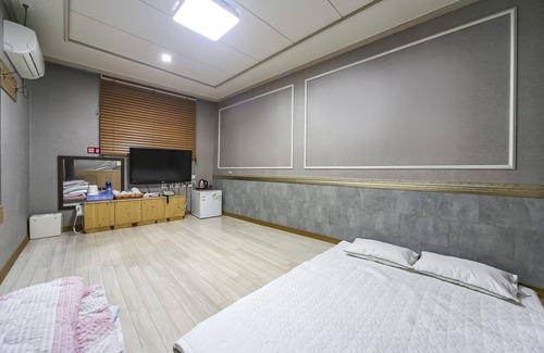 Ulleung-gun Hotel | Ulleung Cheongwoo