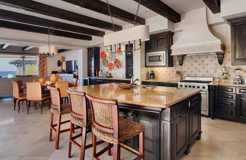 El Medano Ejidal Villa | Ultimate 5-Star Villa in Cabo: Pool & Beach Paradise