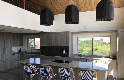 Madaket House | Ultimate relaxation at the beach and conservation land, completely renovated.