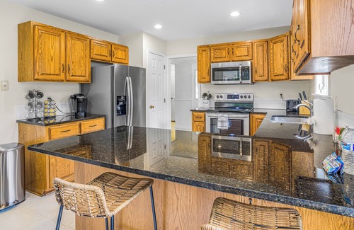 Newark House | Ultimate Retreat @ Papermill Rd