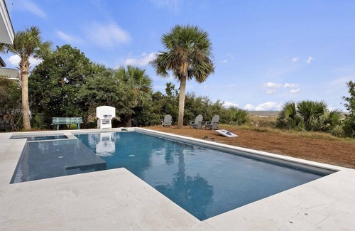Palmetto Dunes House | Ultra-Luxury Oceanfront Palmetto Dunes Escape with Private Pool & Hot Tub