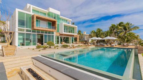 Rancho Cerro Colorado Villa | Ultra Modern Beachfront Villa with Full Staff