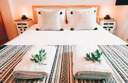Azenhas do Mar Apartment | Um Lugar ao Sol Beach House Azenhas do Mar