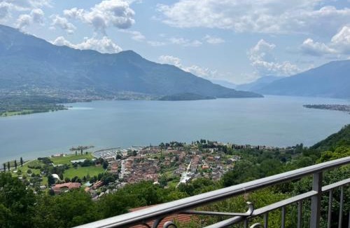 Cerceno Apartment | Un Balcone sul Lago by Wonderful Italy