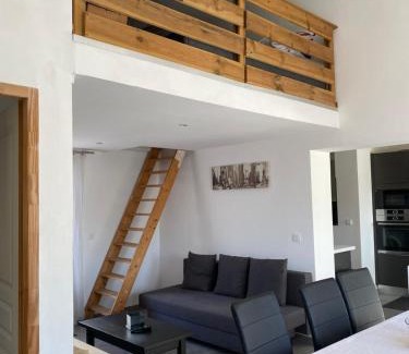 Cabannes House | Un jour en Provence