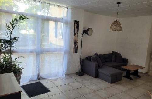 Gavarret-sur-Aulouste House | Un petit coin de paradis