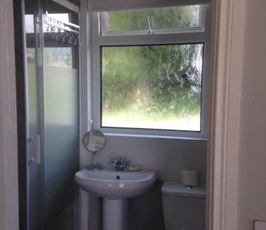 Newry Ski Chalet | 'Uncle Owenie's Cottage'