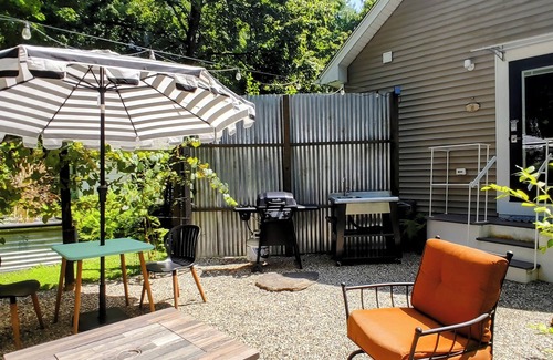 Amherst Apartment | Under the Hemlocks Escape: A Cozy Getaway Retreat