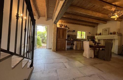 Gallician House | Une Maison dans un Mas