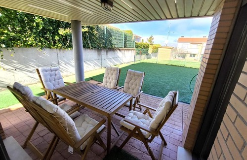 Ciruena House | Unifamiliar con jardín, piscina, tenis y pádel