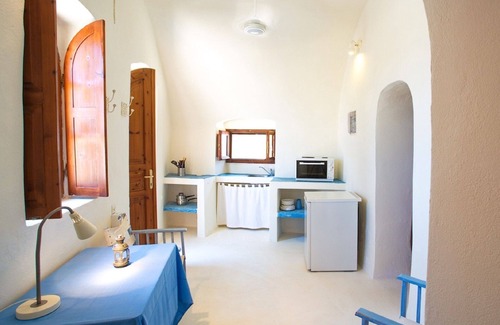 Episkopi Gonias Villa | Unique 300-year-old restored Villa & Guesthouse