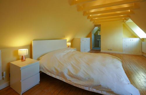 Ipswich House | Unique 5BD Farm House Perfect for Relaxing