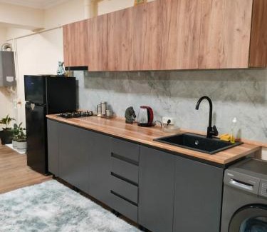 Vagharshapat Apartment | Unique Artist Apartment
