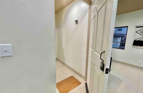 Costa Apartment | Unique Beachfront ocean view lovely 1BD