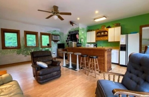 High Point House | Unique cabin that sits right on the water. Huge deck. Amazing views. Gas grill.
