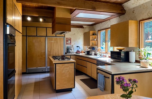 Trinidad House | Unique custom-built, ultra private home, ocean views, hot tub