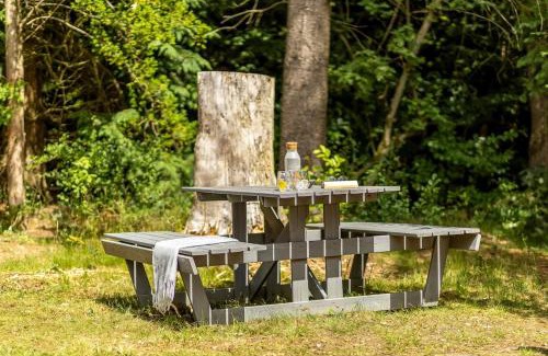 Ansager House | Unique forest cabin by lake near Legoland, ForestCabinDK