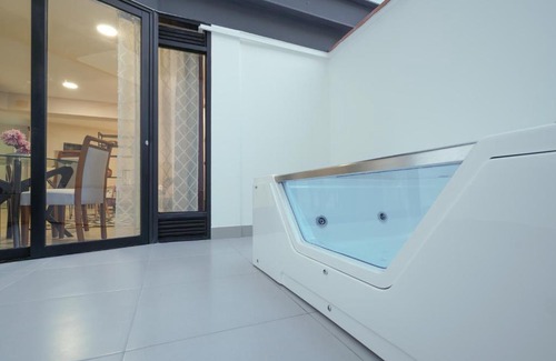 Barranco Apartment | Unique New Studios with Private Outdoor Jacuzzi by GLOBALSTAY