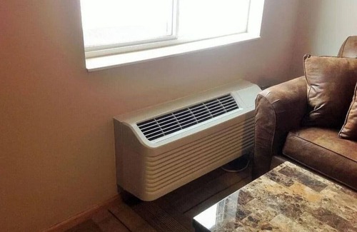 Harvey Apartment | Unit 2: Cozy Studio Microhotel with full kitchen.