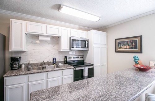 Gulfport Apartment | Unit E at Triple Tail Alley