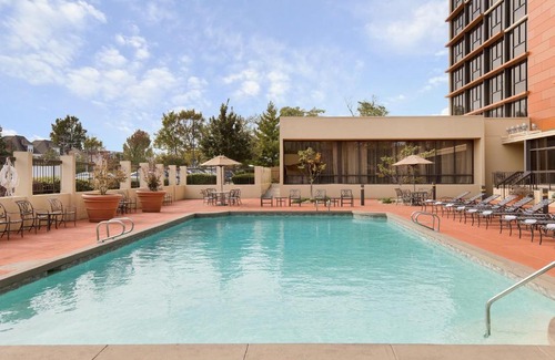 Springfield Hotel | University Plaza Hotel