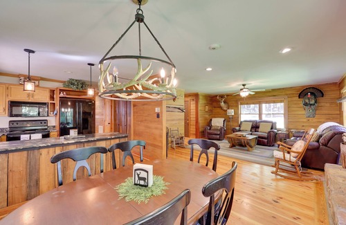 Louisburg Cabin | Unplug & Unwind! Country Cabin in Louisburg