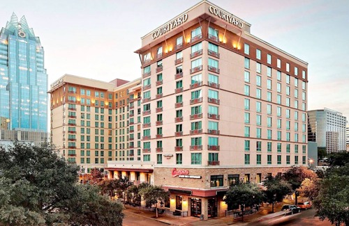 Waller Creek District Condo | Unwind and Explore in the Heart of Austinn