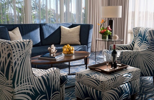 San Diego Hotel | Unwind in Style! Beachfront Property with Pool, Tennis Court, and More!