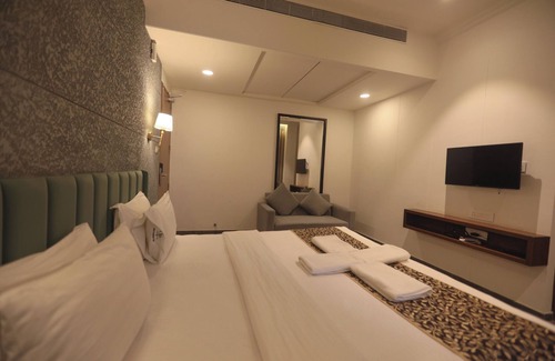 Amravati Hotel | Up And Above