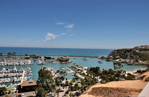 Lantern District Condo | Updated 2 bedroom Lantern District condo all on 1 level. Walk to beaches/harbor.