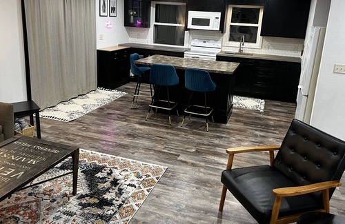 Avon House | Updated 3b 2ba Home w/ hot tub, quick walk to private community beach!