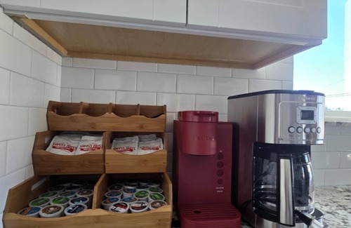 Fort Bragg Villa | Updated 5BR ocean view villa in Mendocino - Fort Bragg with firepit & hot tub