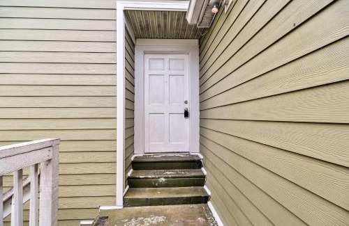Independence Square Apartment | Updated Condo Near Beach Ideal Walkable Location!