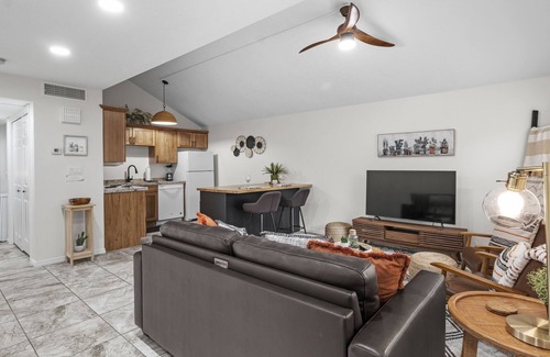 St. George Condo | Updated condo with pools near golf courses