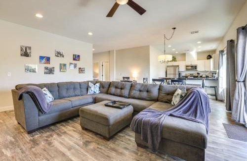 Las Vegas House | Updated Las Vegas House Patio and Solar Heated Pool