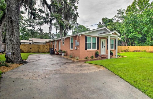 Savannah House | Updated Savannah Hideaway with Luxury Backyard!