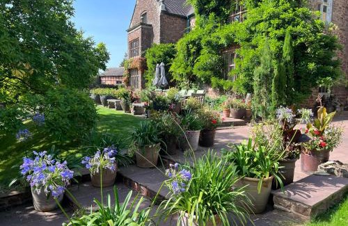 Ledbury Bed & Breakfast | Uplands Guest House