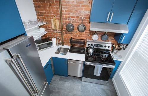 Mill River Apartment | Upper Maisonette, Court Street