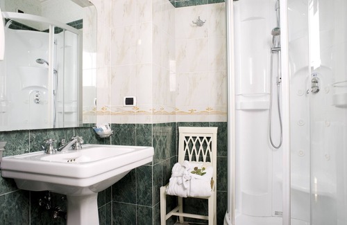 Rione III Colonna House | Upper View Suite