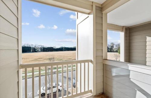 Charlotte Apartment | Upscale 2BR King Suite Mins to Uptown Charlotte