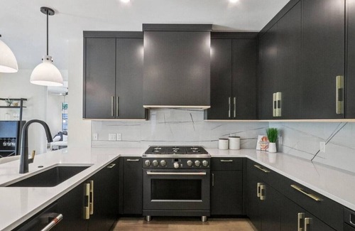 Allandale House | Upscale Austin Getaway w/Designer Interiors