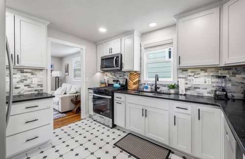 Spearfish Cabin | Upscale Inviting Property in Spearfish just 4 blocks from Main Street!