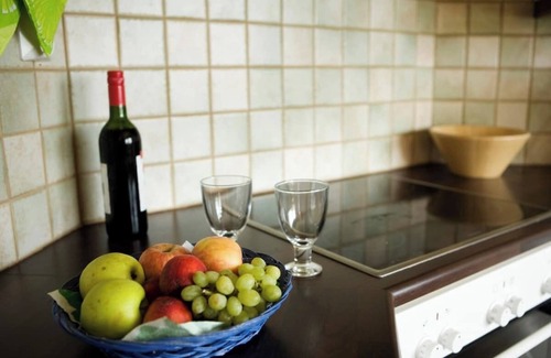 Orivesi Cottage | Upscale log villa by the lake + beach sauna