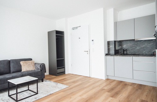 Rheindahlen-Land Apartment | Upscale superior apartment + kitchen