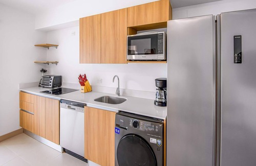 Barrio Santa Lucia Apartment | Upstay - Brand New Condo in Jaco 5mins to Beach