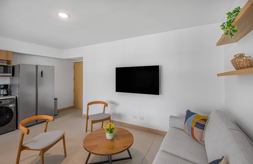 Barrio Santa Lucia Apartment | Upstay - NEW Build - Viva Jaco Condo w Epic Views