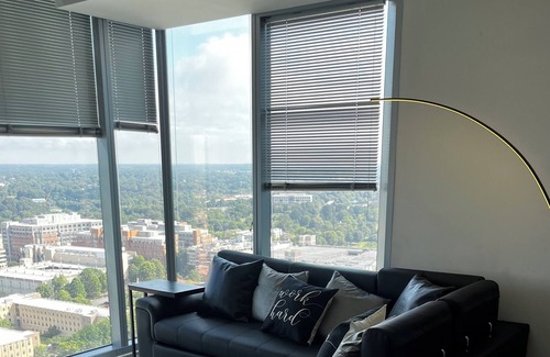 Third Ward Condo | Uptown condo in the center of charlotte with a great view in the sky!