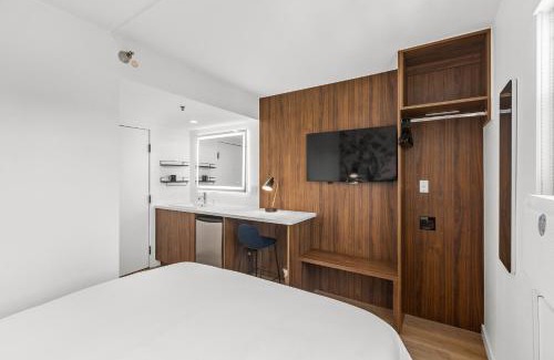 Hillcrest Apartment | Uptown Inn - Limited Service Apart-Hotel