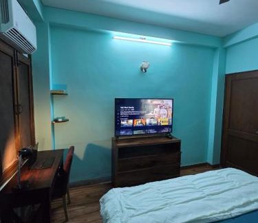 Chittaranjan House | Urban Haven-Relax in Style CR Park GK2