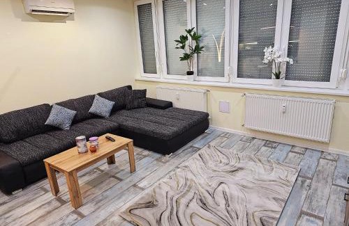 Salgotarjan Apartment | Urban Loft